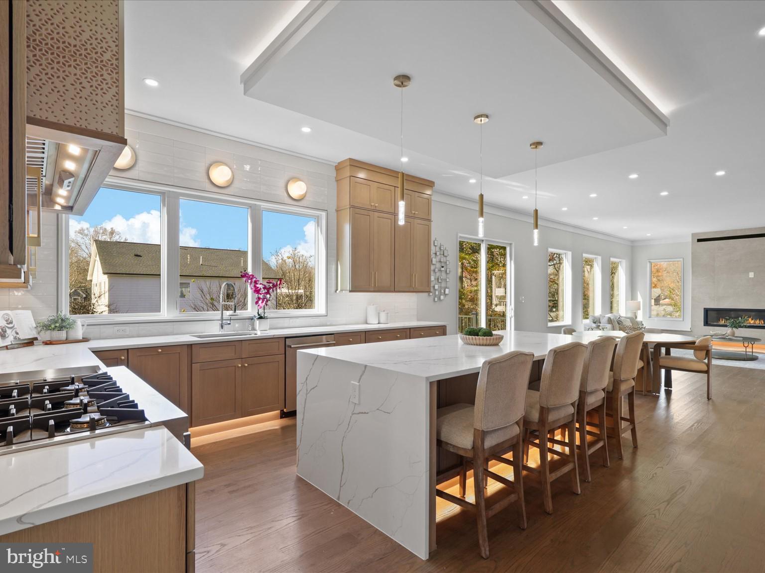 VIENNA WOODS - Residential