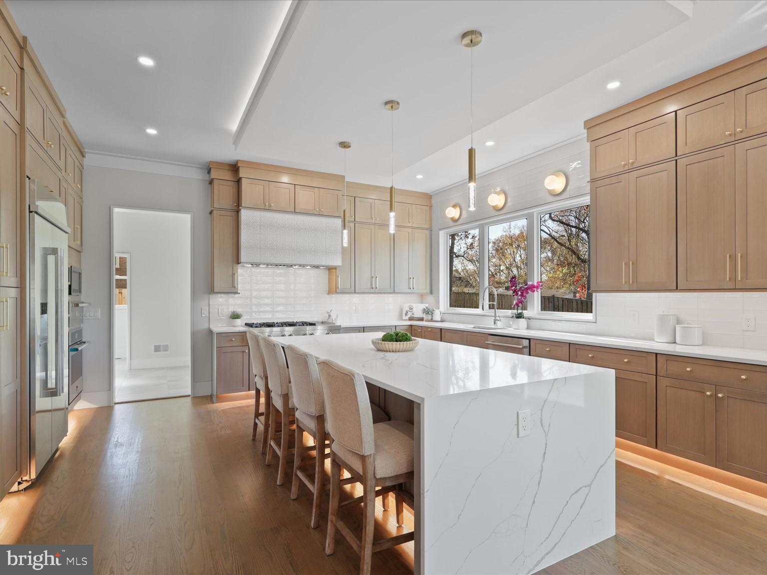 VIENNA WOODS - Residential