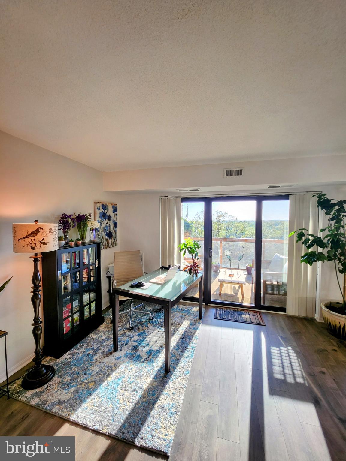 WATERGATE AT LANDMARK - Residential