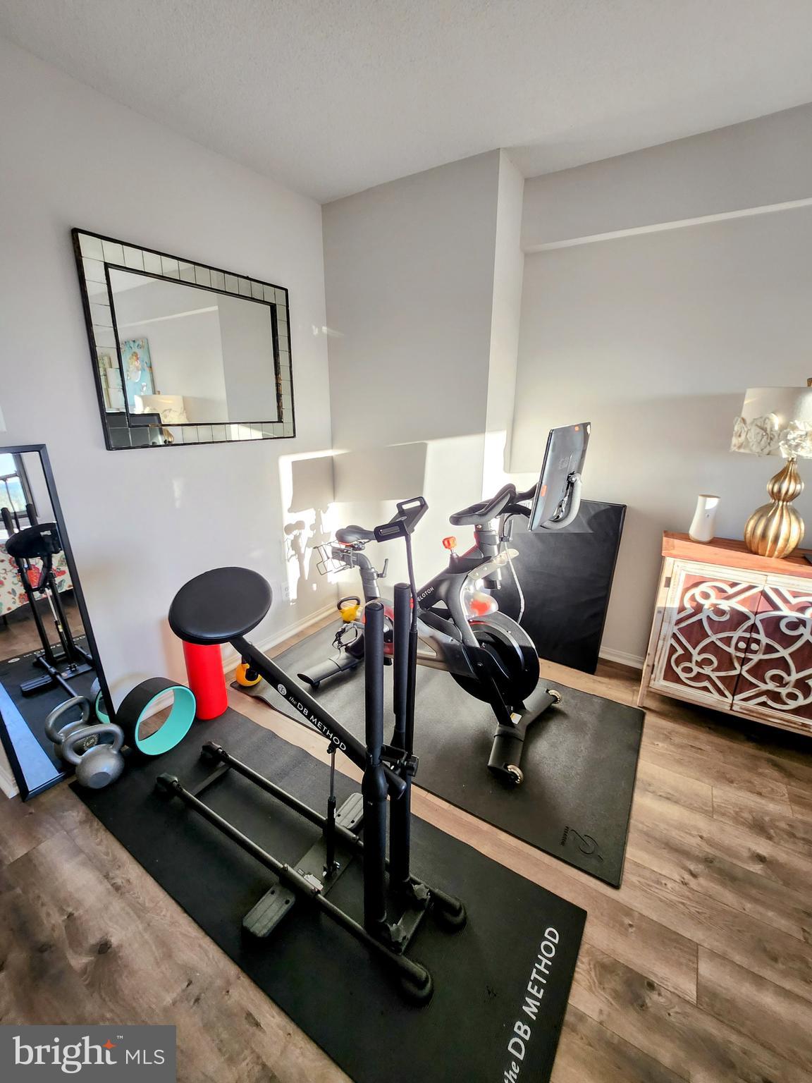 WATERGATE AT LANDMARK - Residential