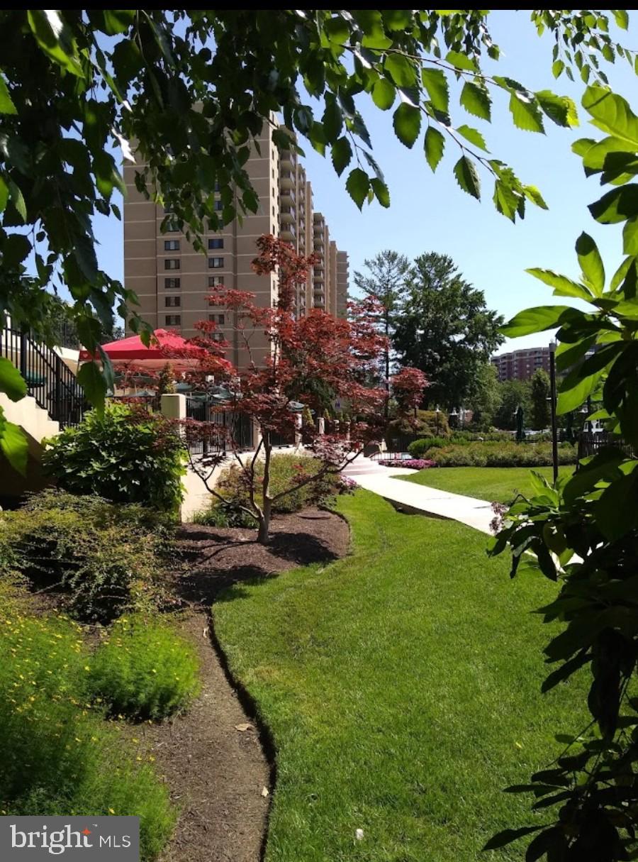 WATERGATE AT LANDMARK - Residential