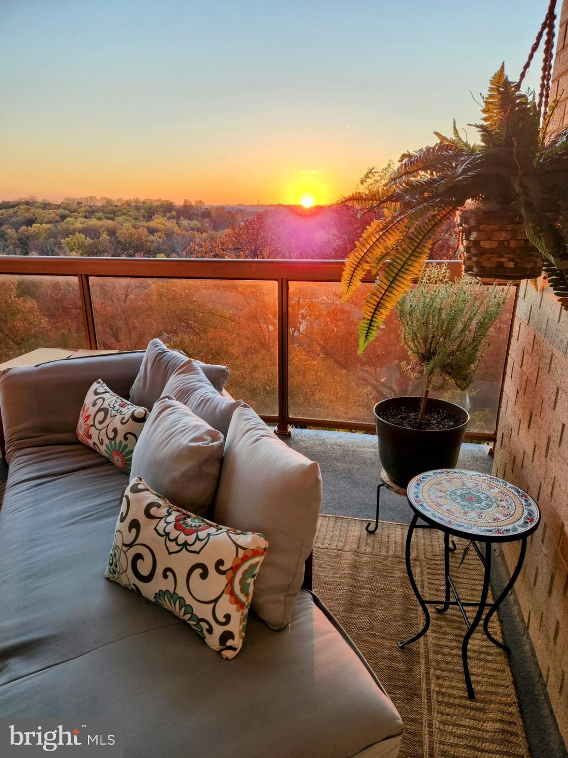 WATERGATE AT LANDMARK - Residential