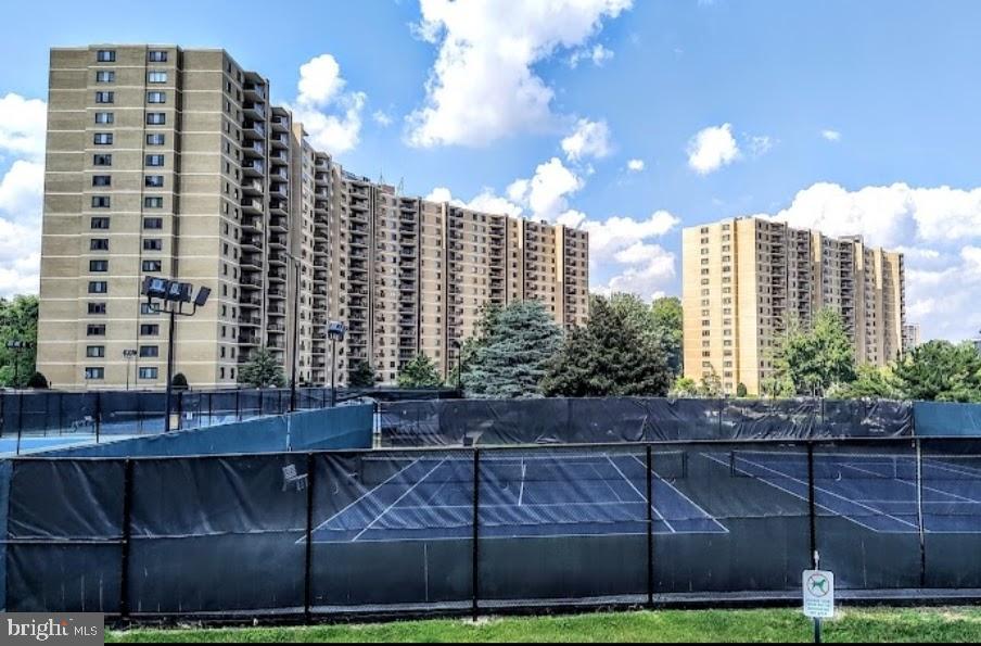 WATERGATE AT LANDMARK - Residential