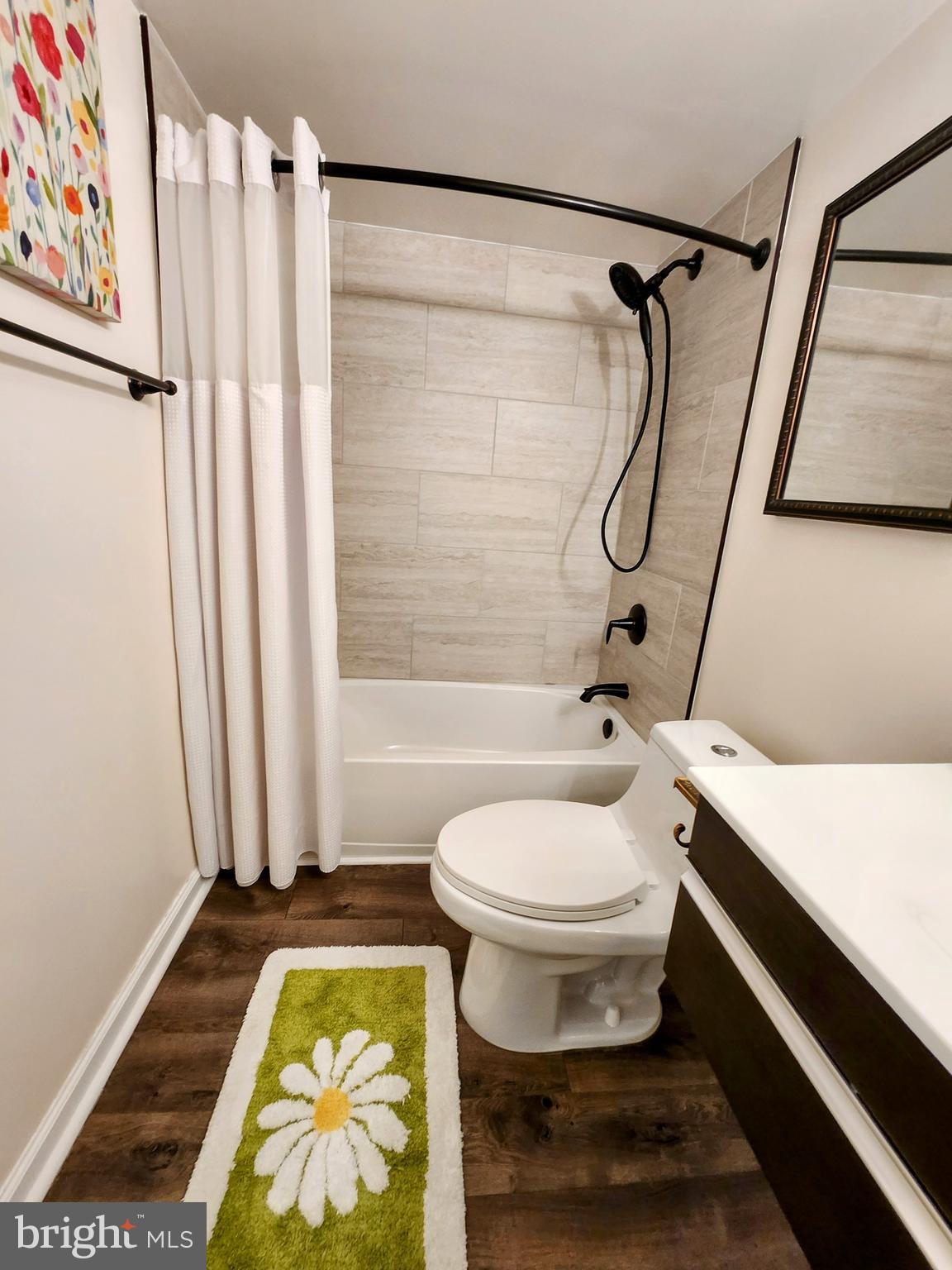 WATERGATE AT LANDMARK - Residential