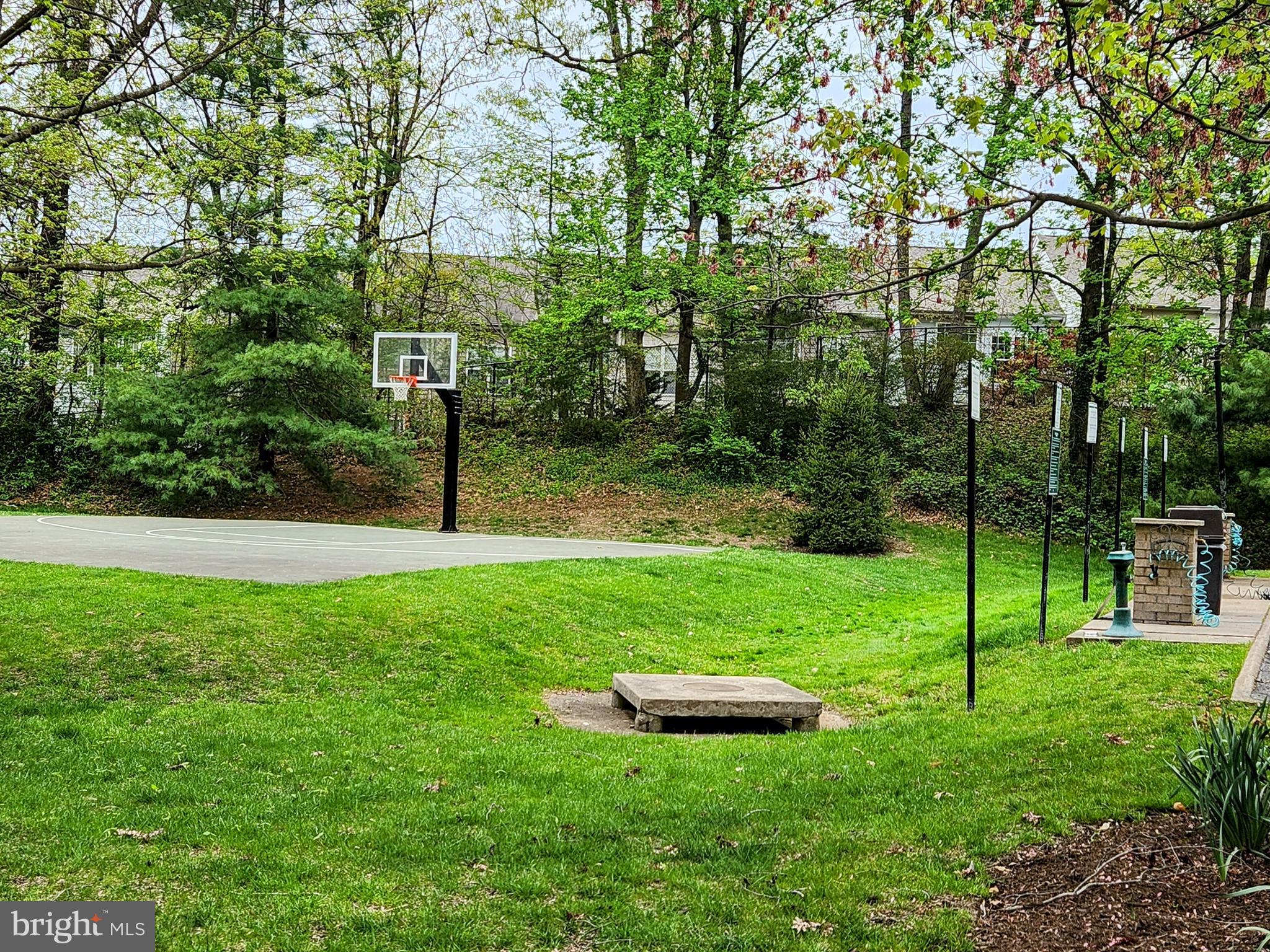 WATERGATE AT LANDMARK - Residential