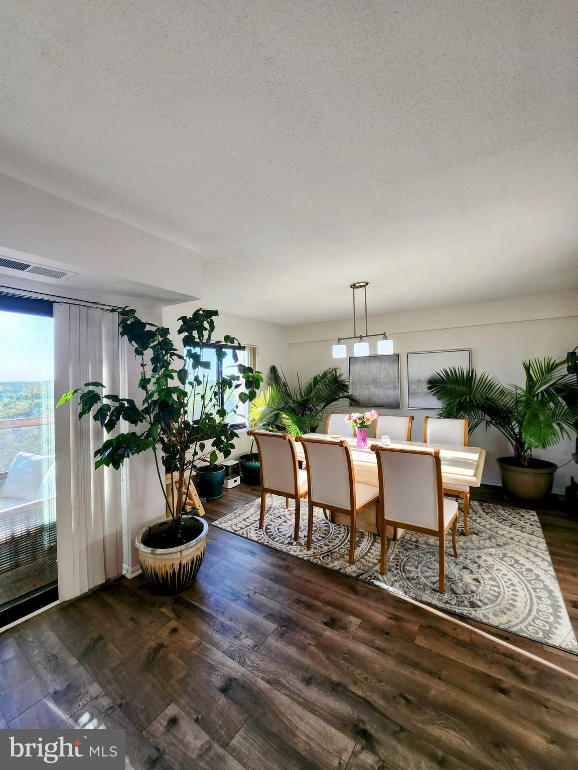 WATERGATE AT LANDMARK - Residential