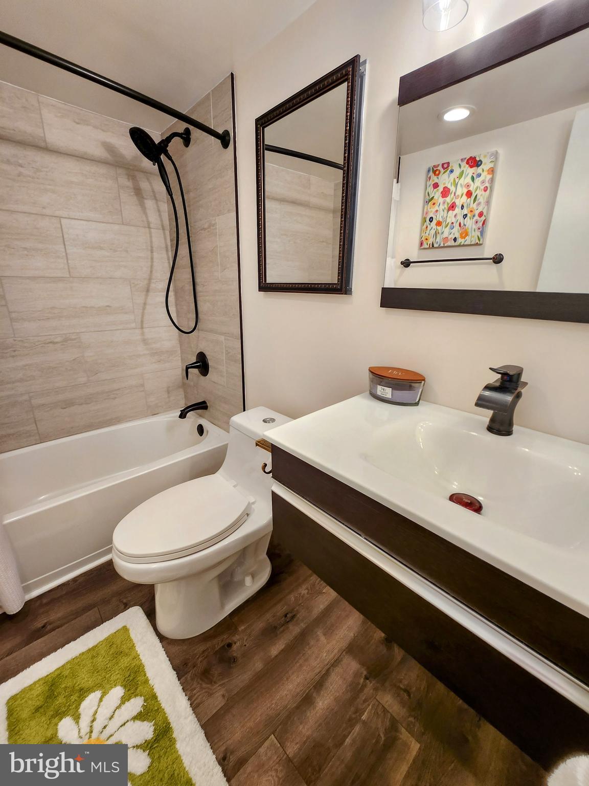 WATERGATE AT LANDMARK - Residential