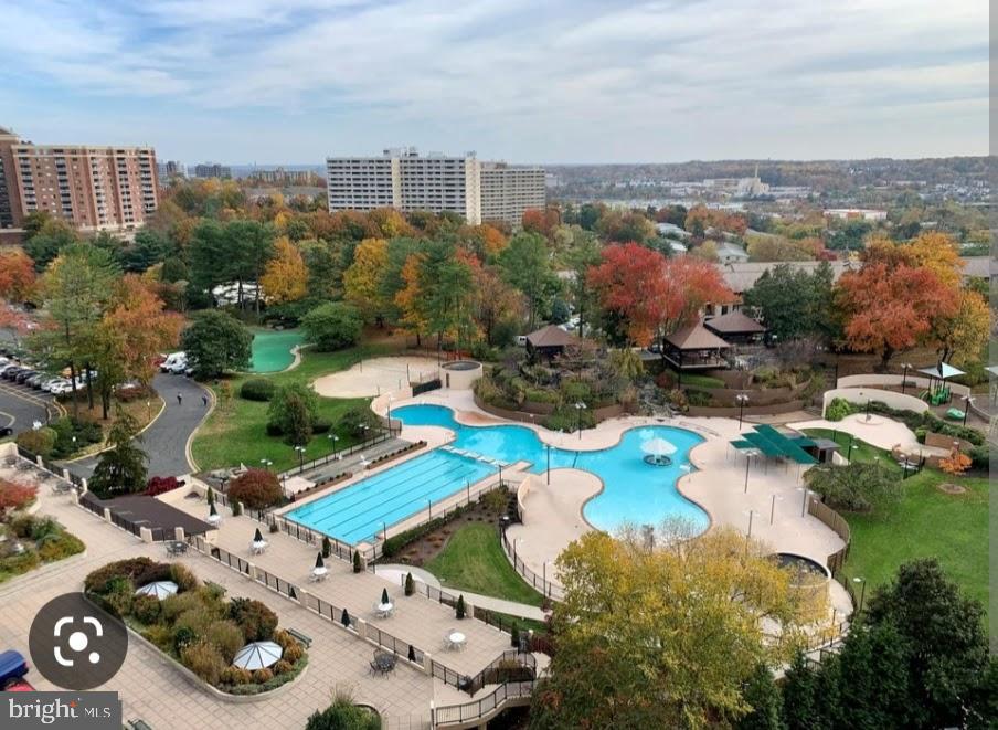 WATERGATE AT LANDMARK - Residential