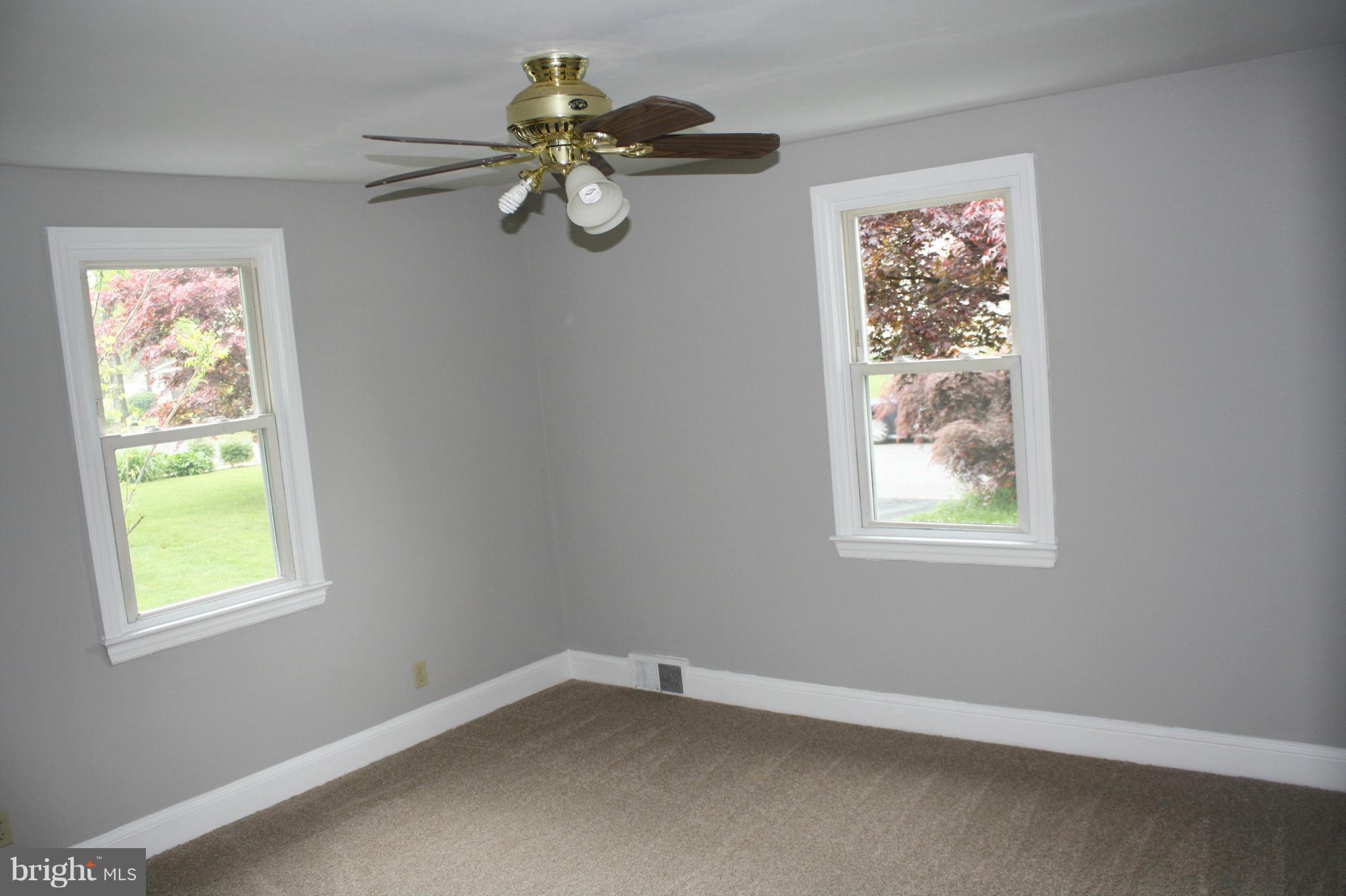 MITCHELL MANOR - Residential