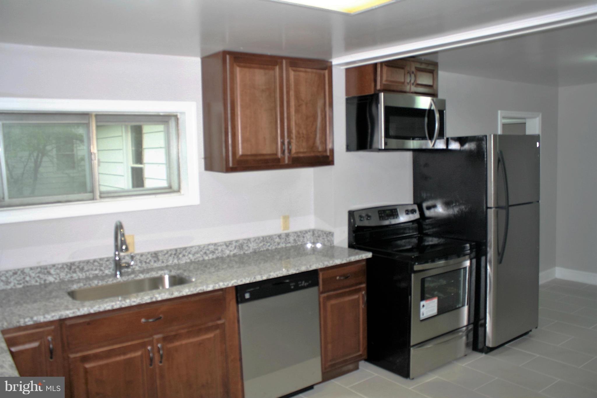 MITCHELL MANOR - Residential