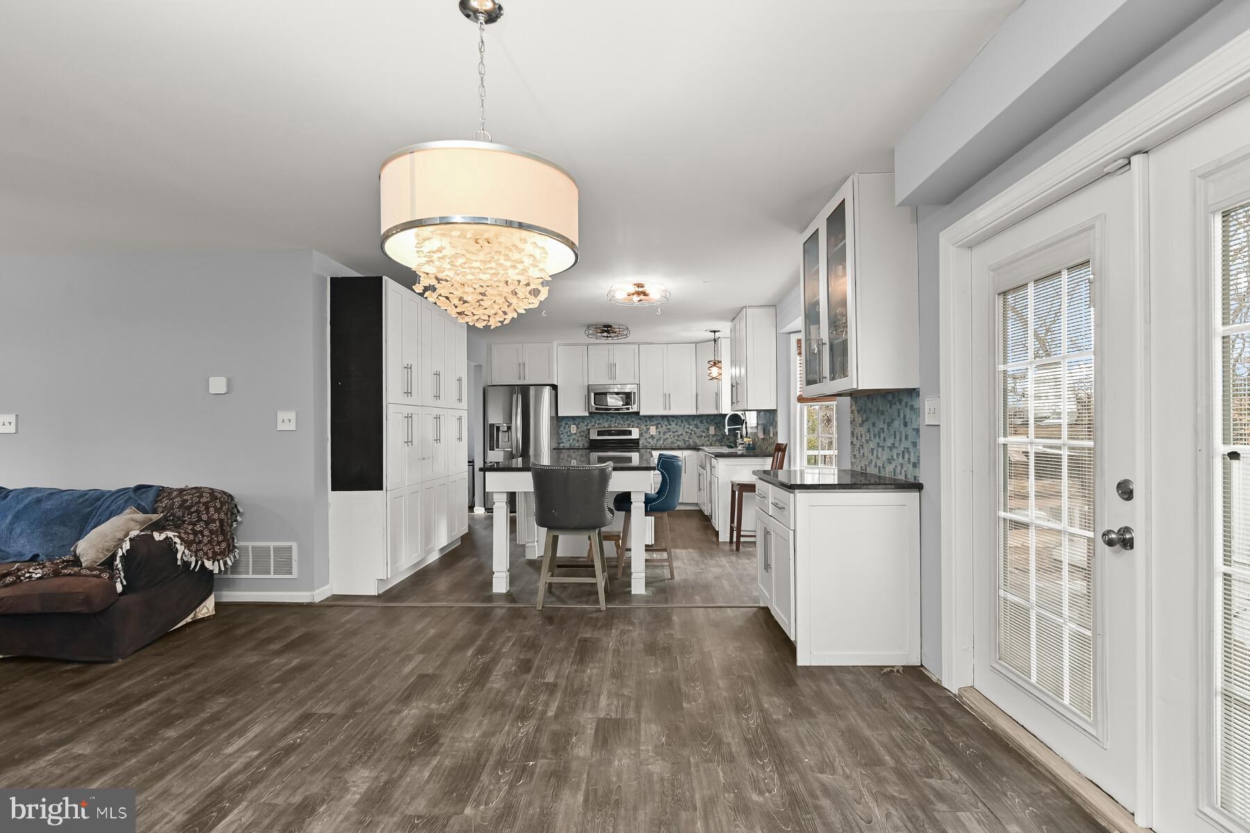 THOMPSON FARMS - Residential