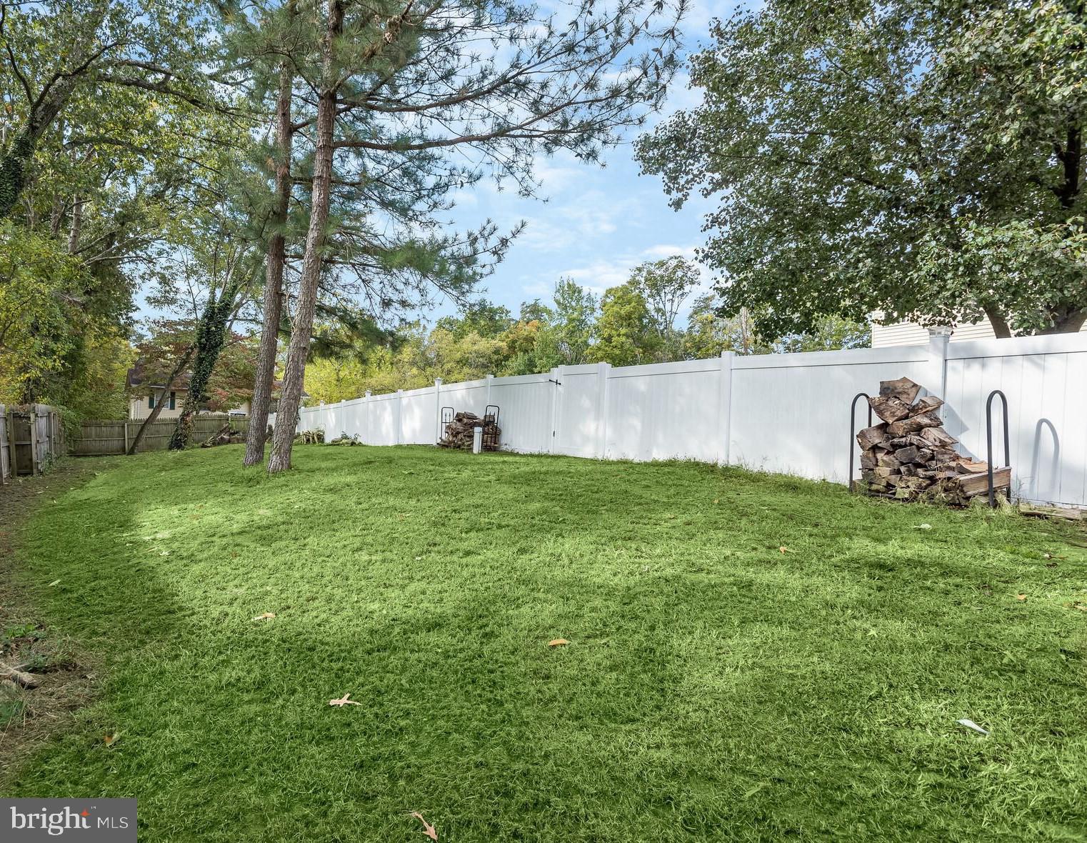 THOMPSON FARMS - Residential