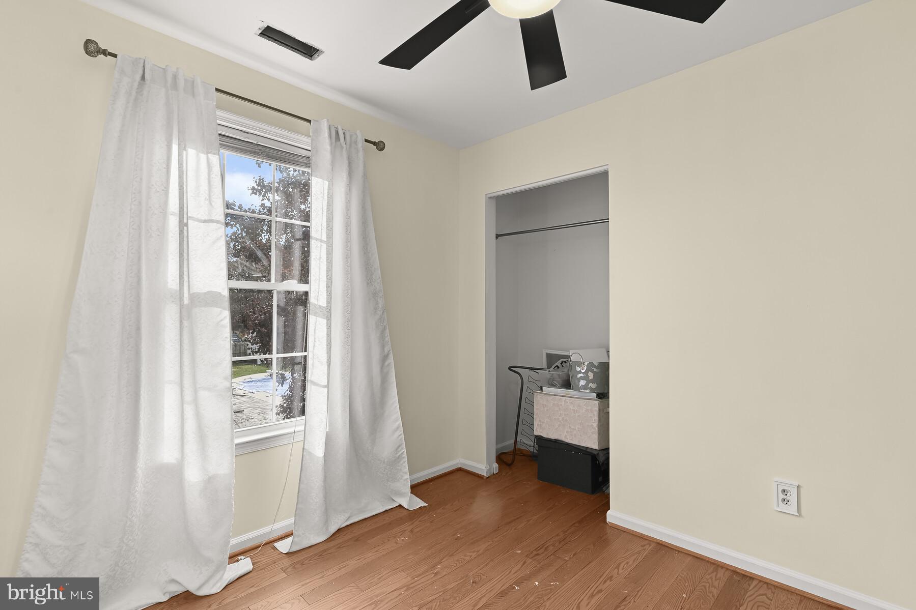 THOMPSON FARMS - Residential