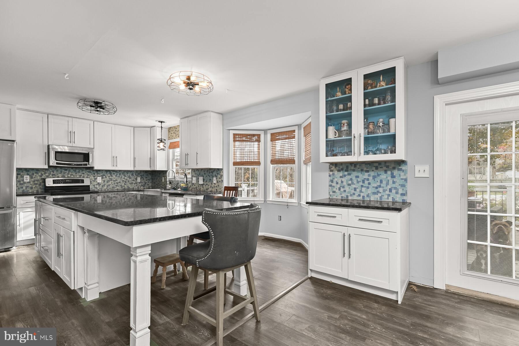 THOMPSON FARMS - Residential