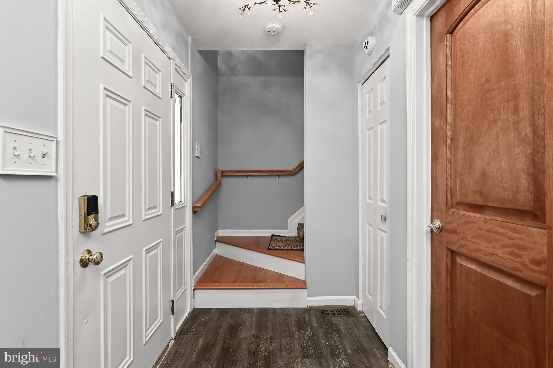 THOMPSON FARMS - Residential