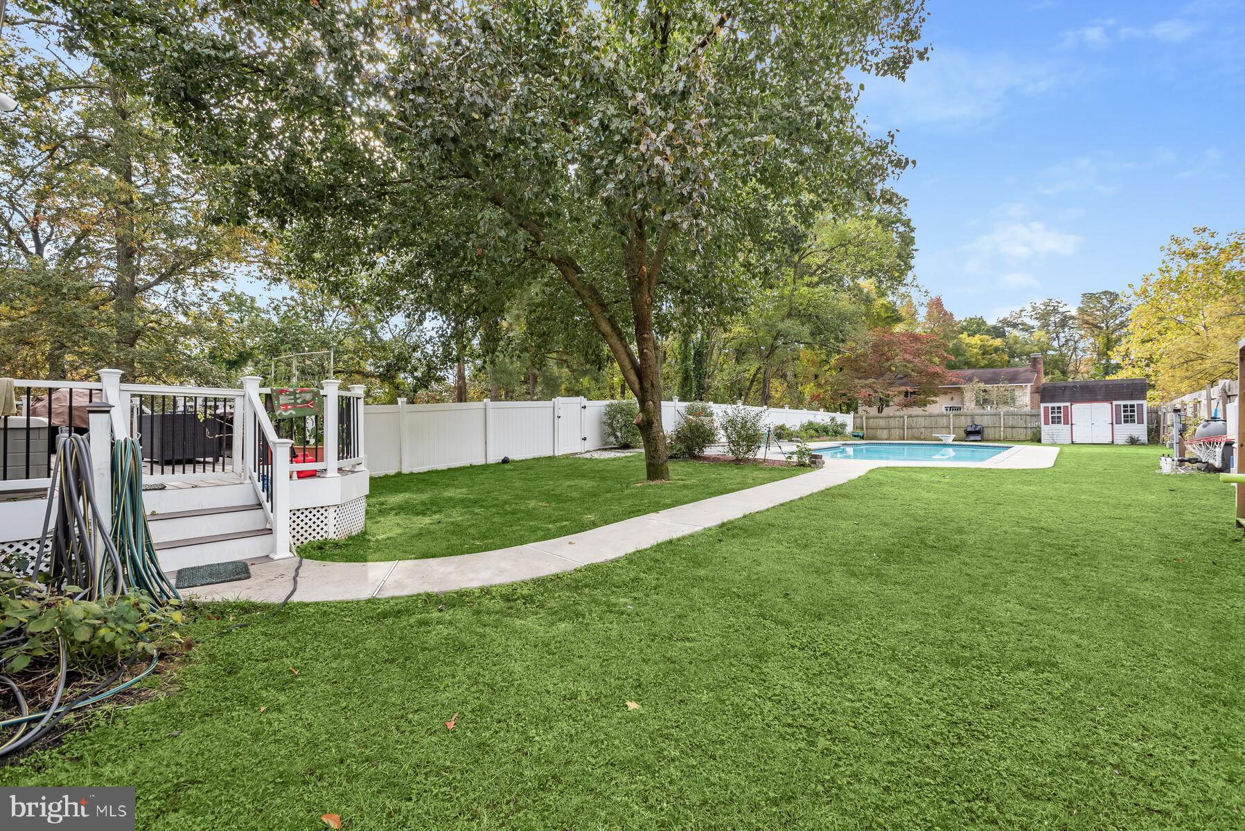 THOMPSON FARMS - Residential