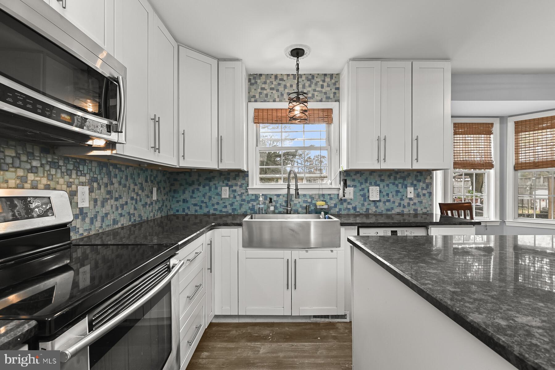 THOMPSON FARMS - Residential