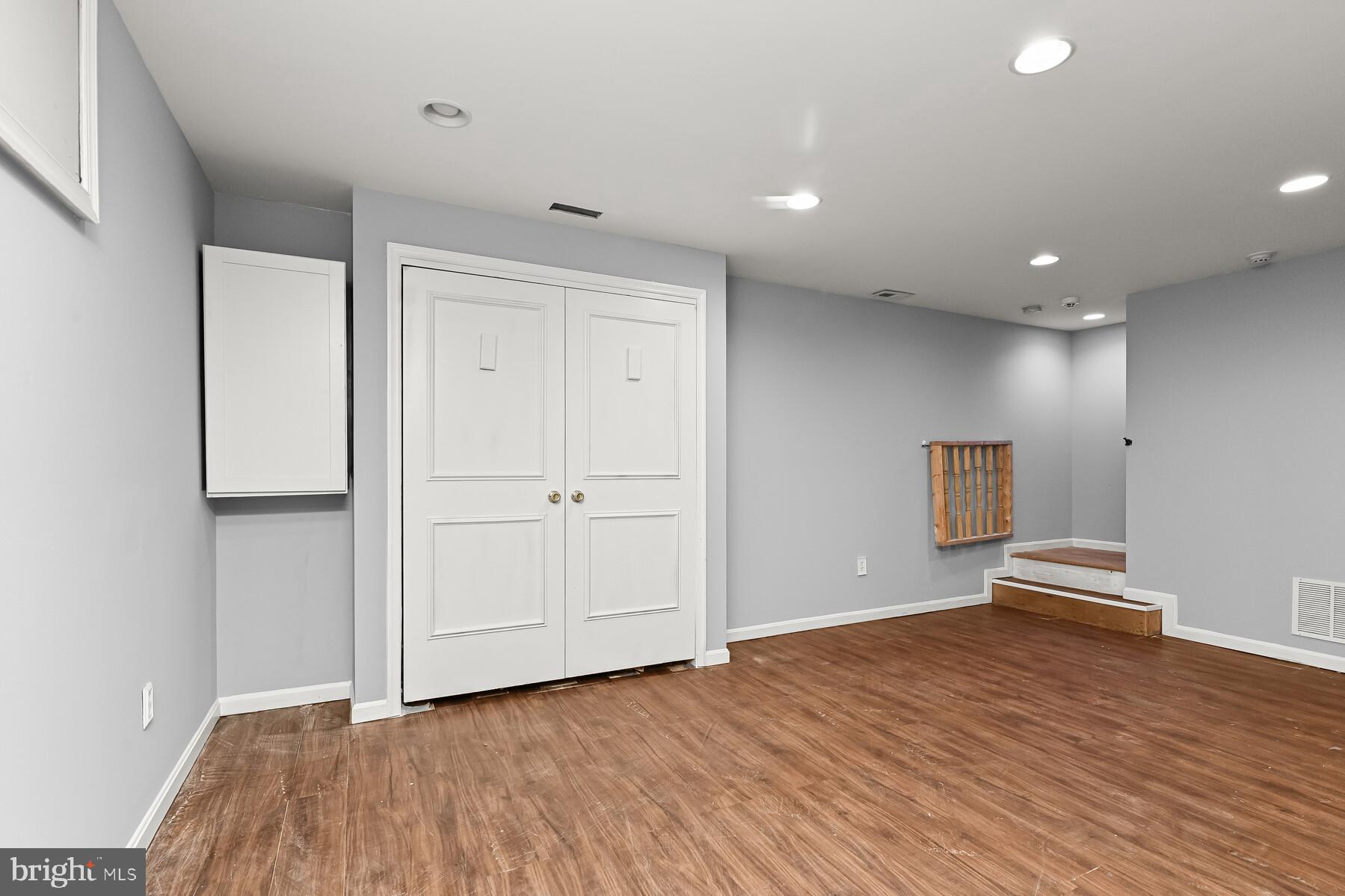 THOMPSON FARMS - Residential