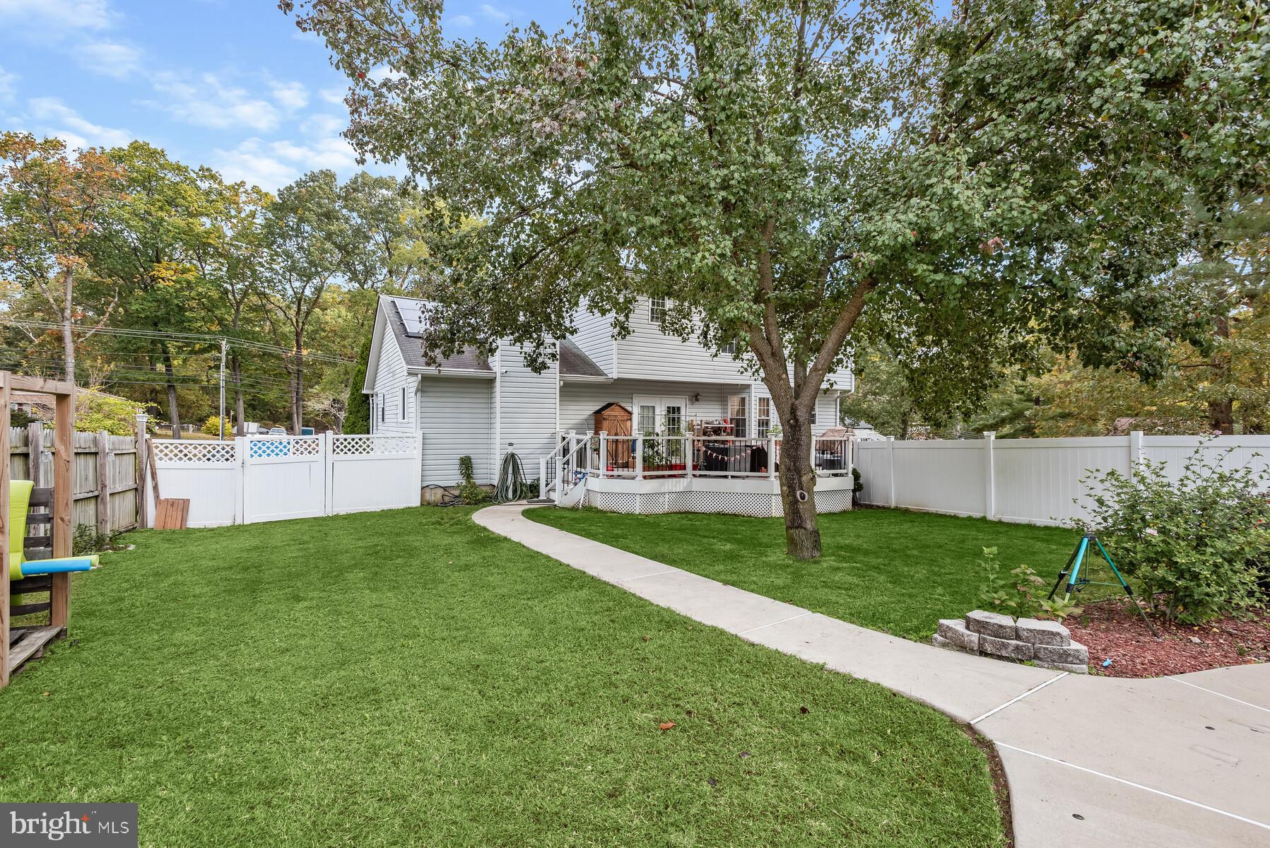 THOMPSON FARMS - Residential