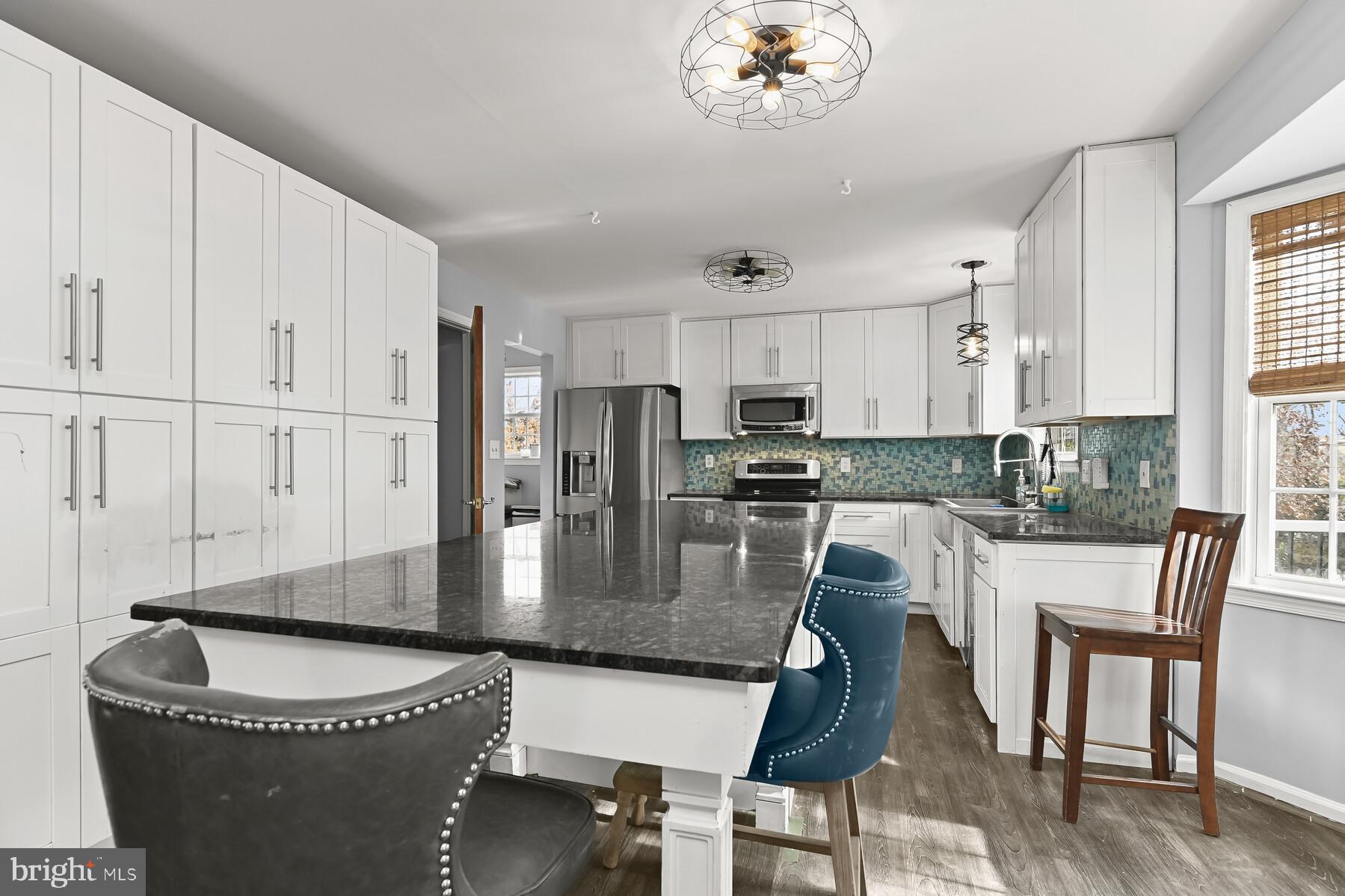 THOMPSON FARMS - Residential