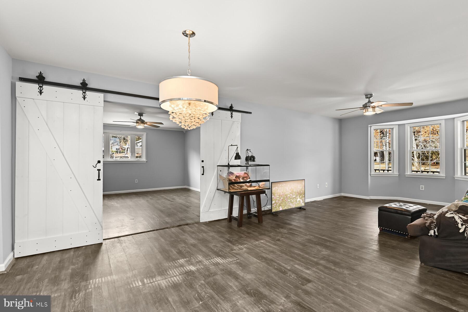 THOMPSON FARMS - Residential