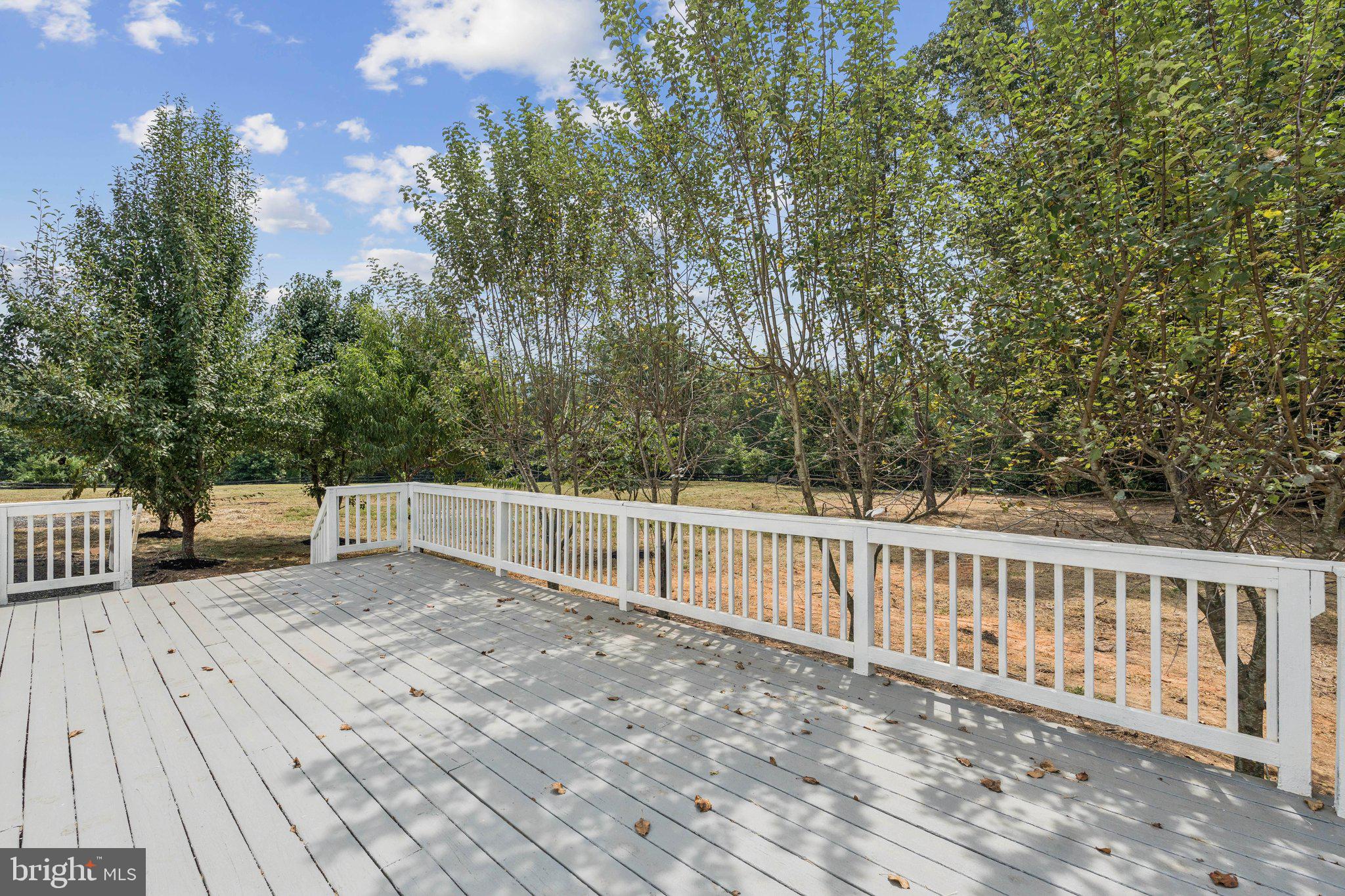 DEERFIELD ESTS - Residential