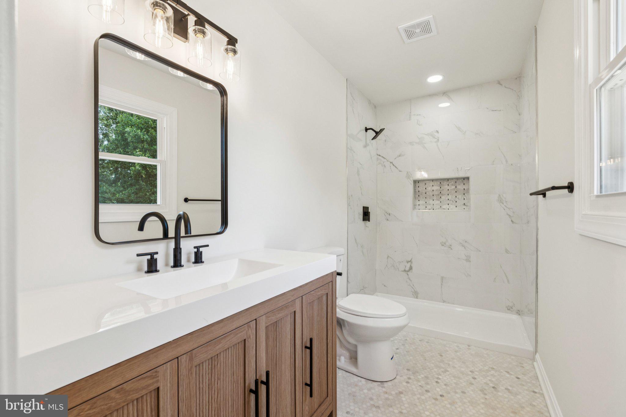 DEERFIELD ESTS - Residential