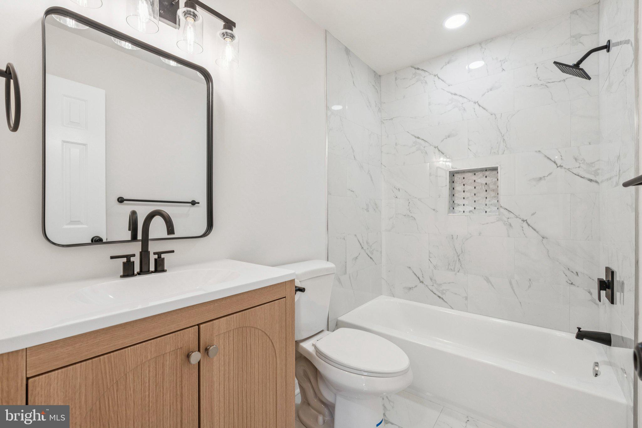 DEERFIELD ESTS - Residential