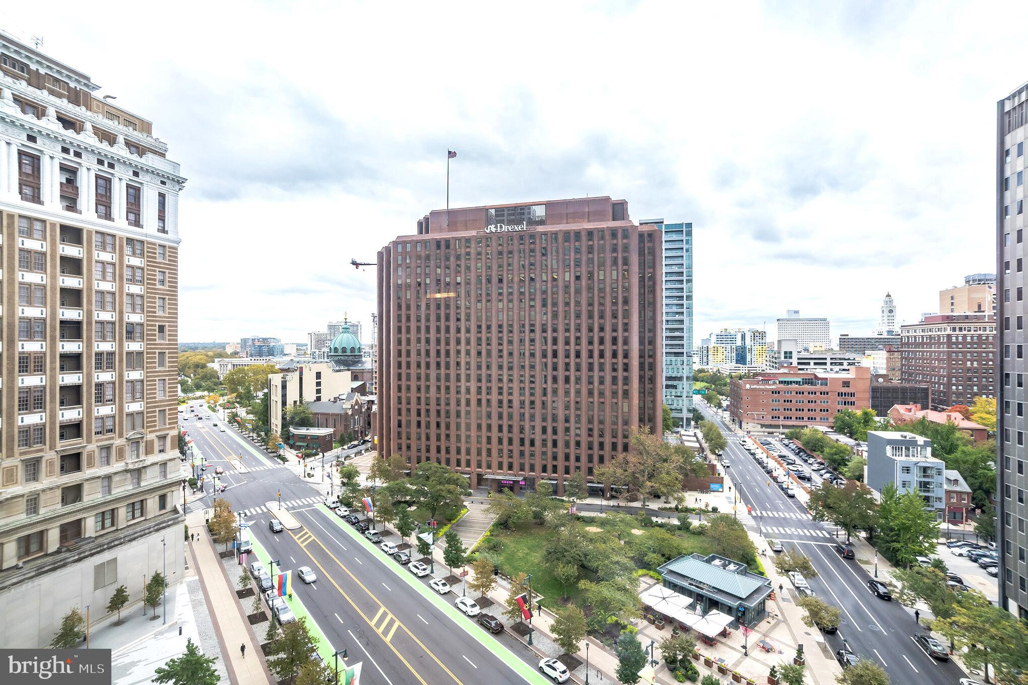 LOGAN SQUARE - Residential Lease