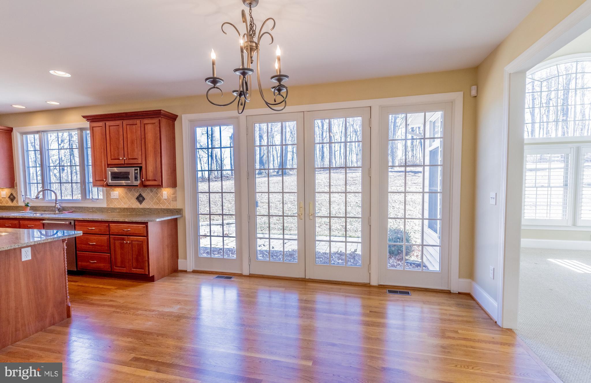 DOVES CREST - Residential