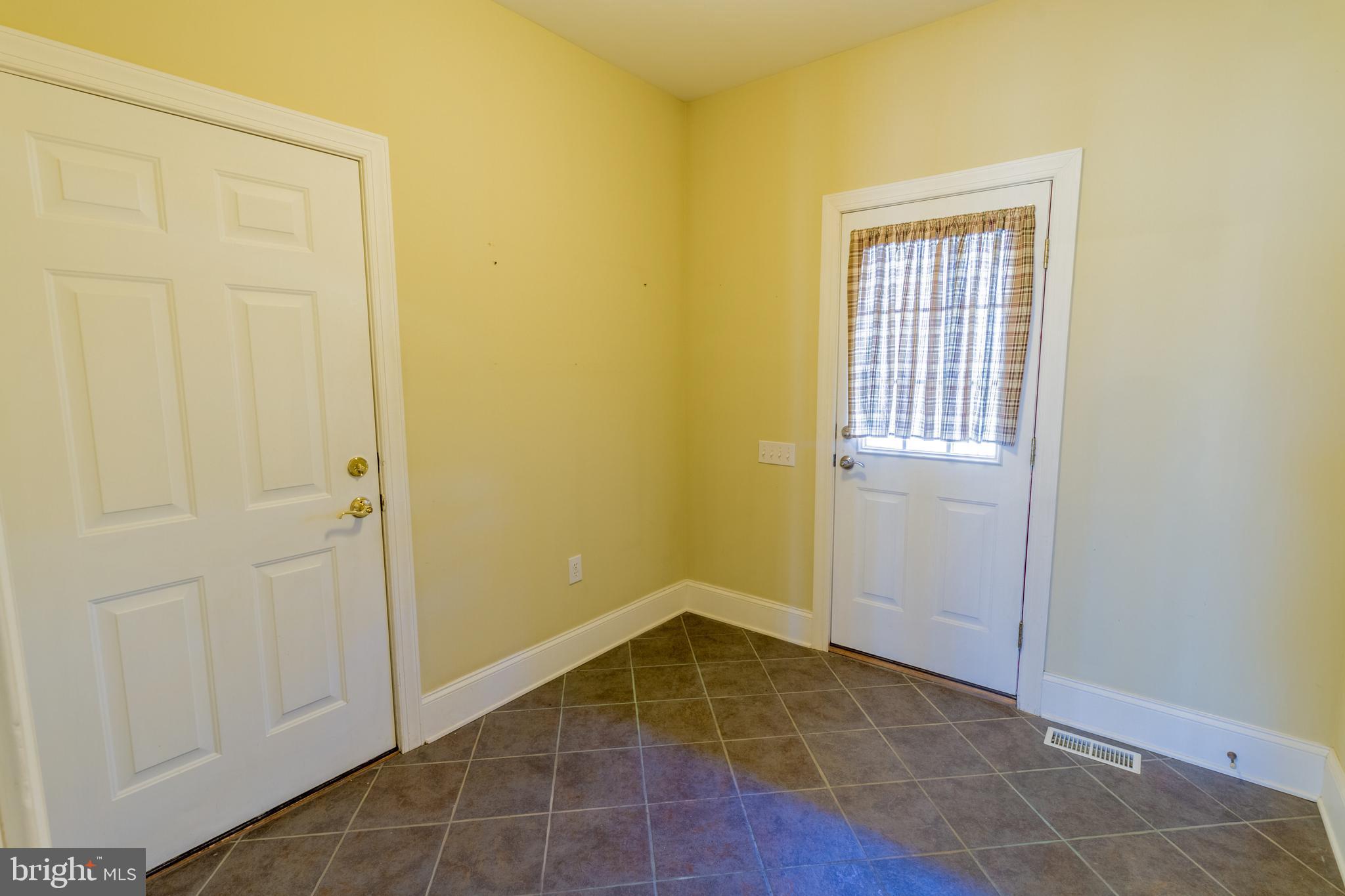 DOVES CREST - Residential