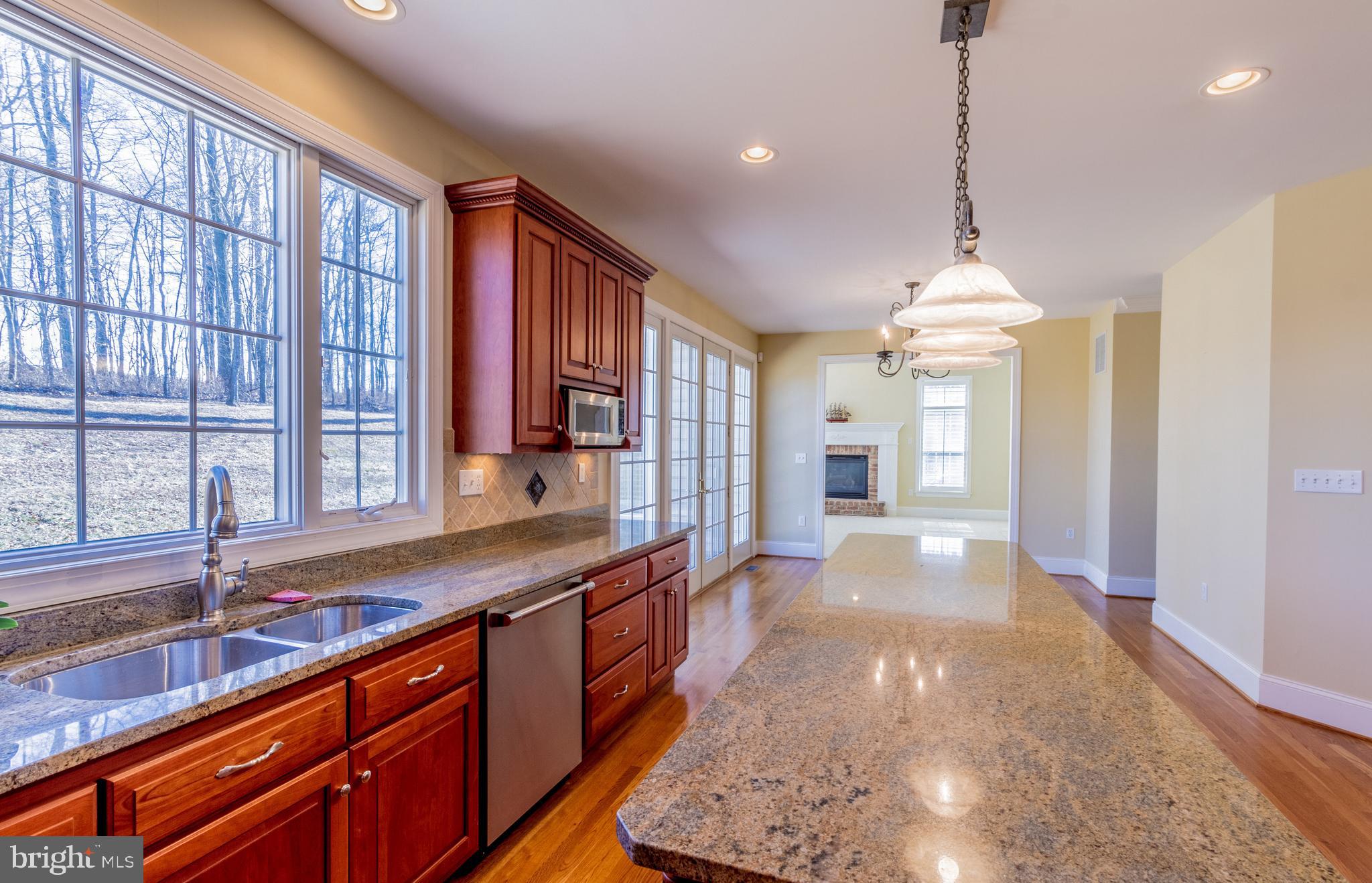 DOVES CREST - Residential