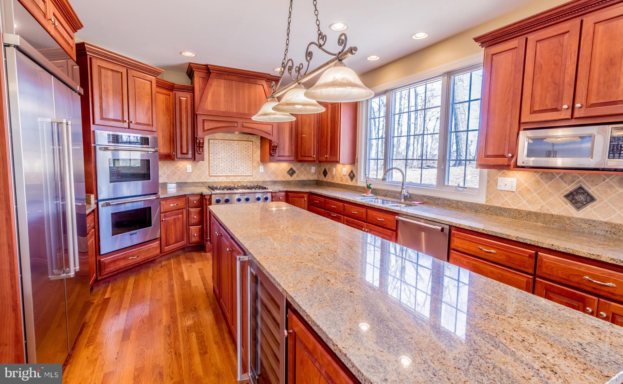 DOVES CREST - Residential