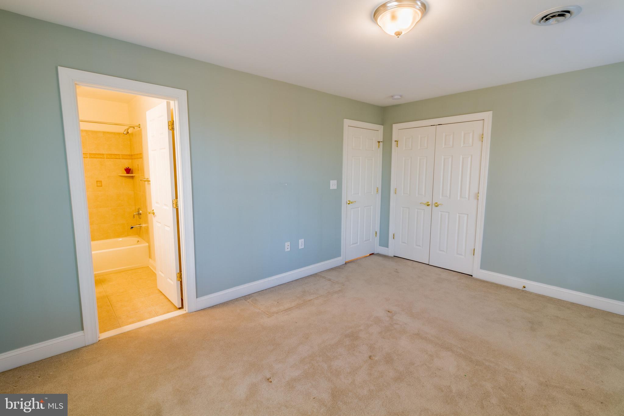 DOVES CREST - Residential