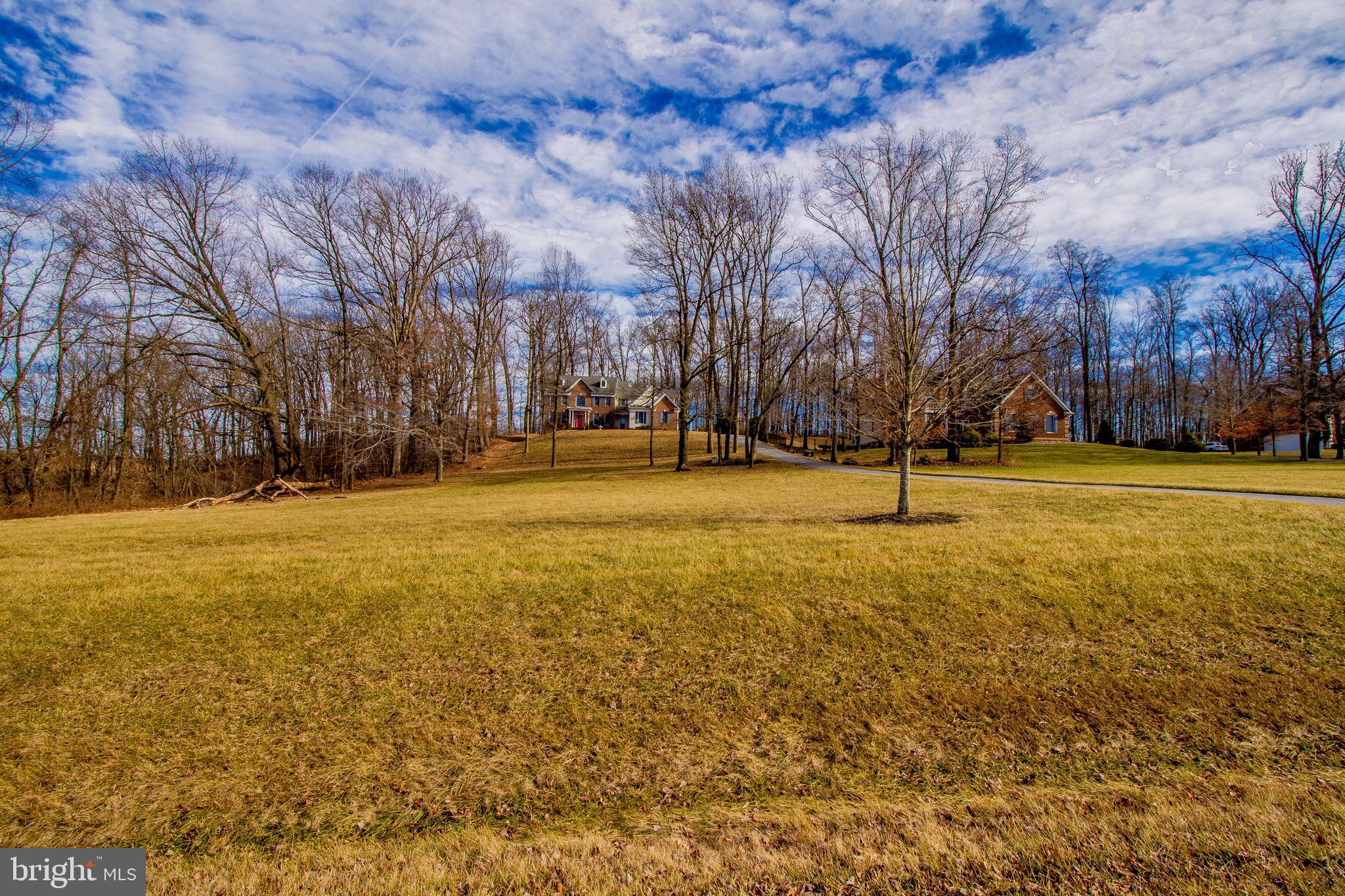 DOVES CREST - Residential