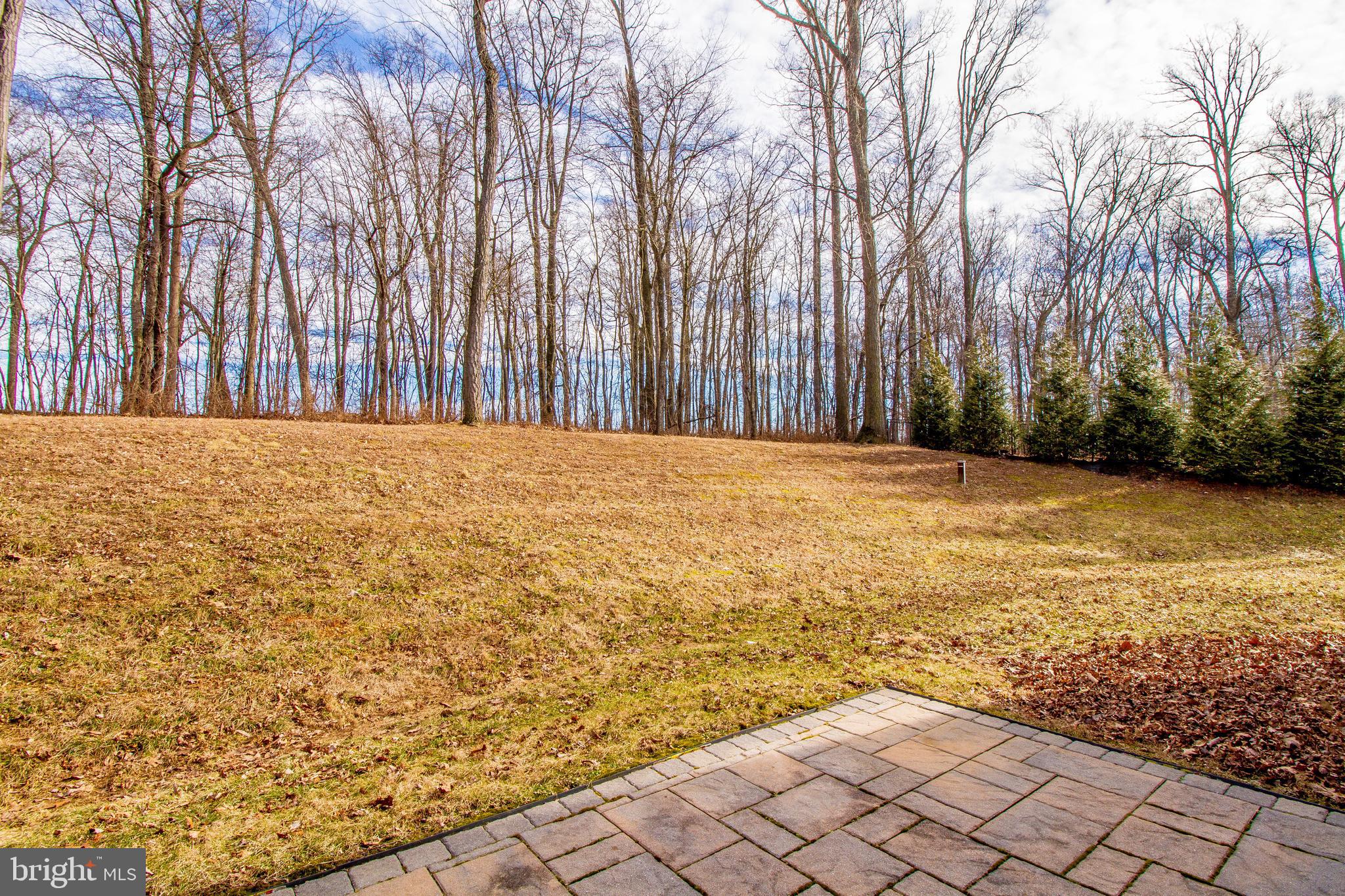 DOVES CREST - Residential