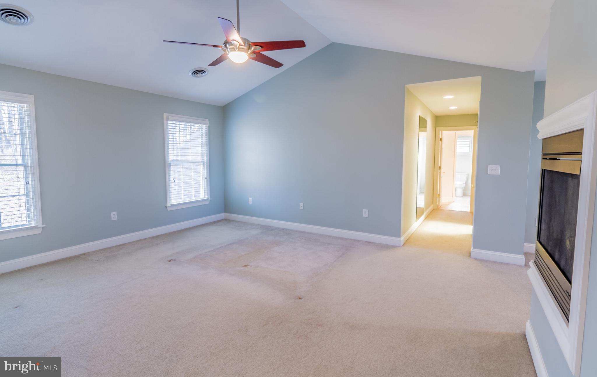 DOVES CREST - Residential