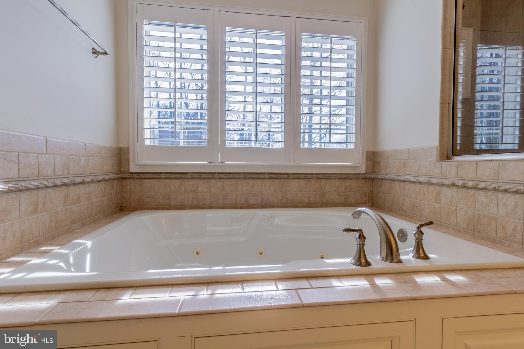 DOVES CREST - Residential