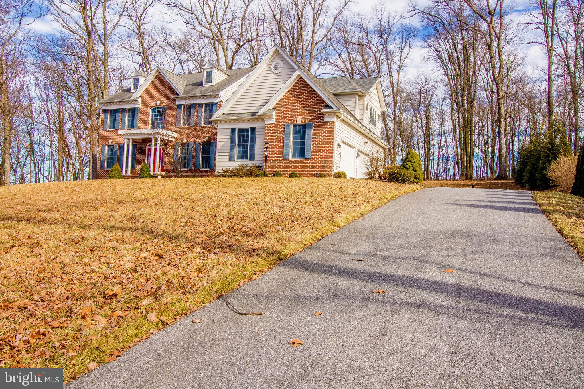 DOVES CREST - Residential