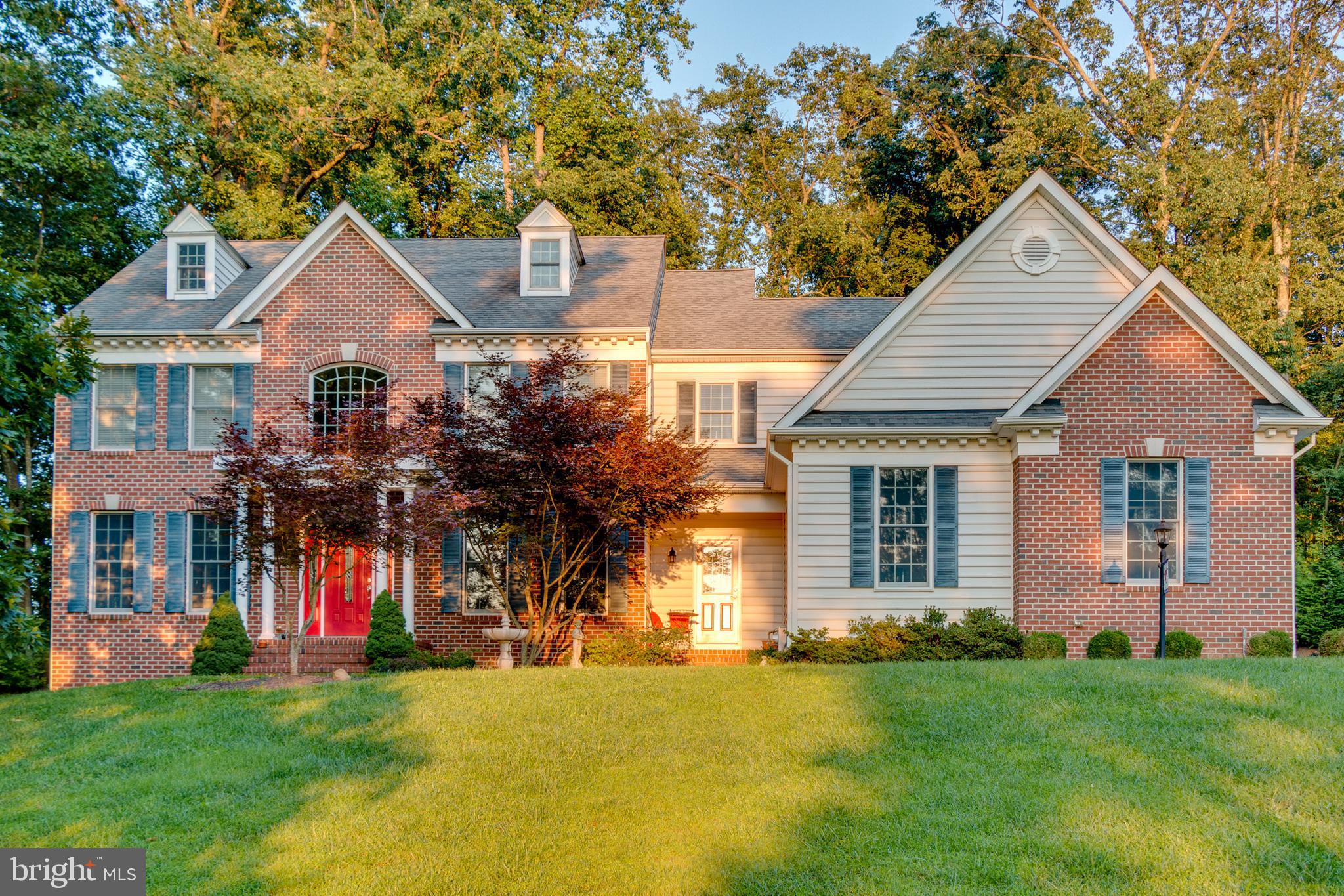 DOVES CREST - Residential