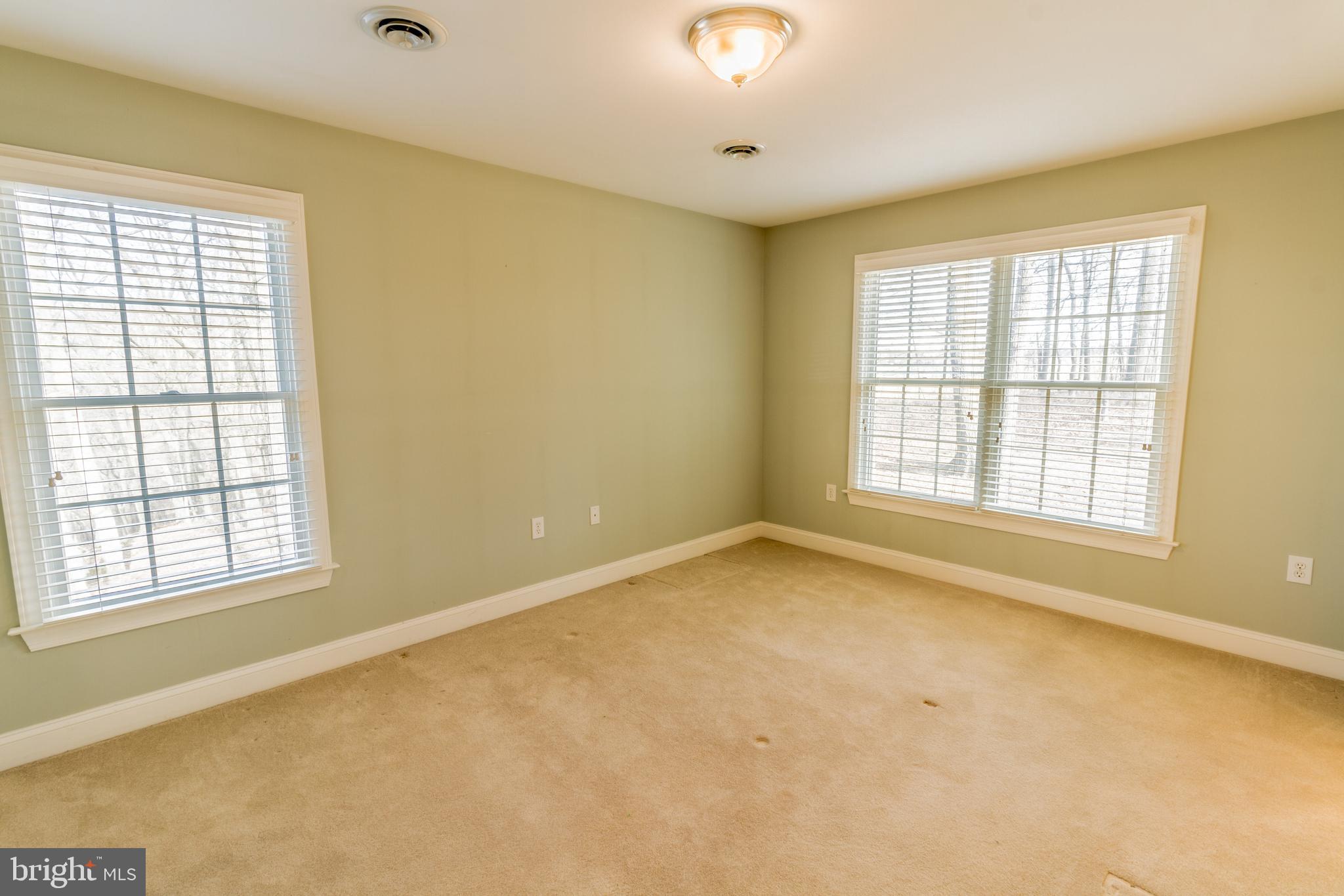 DOVES CREST - Residential