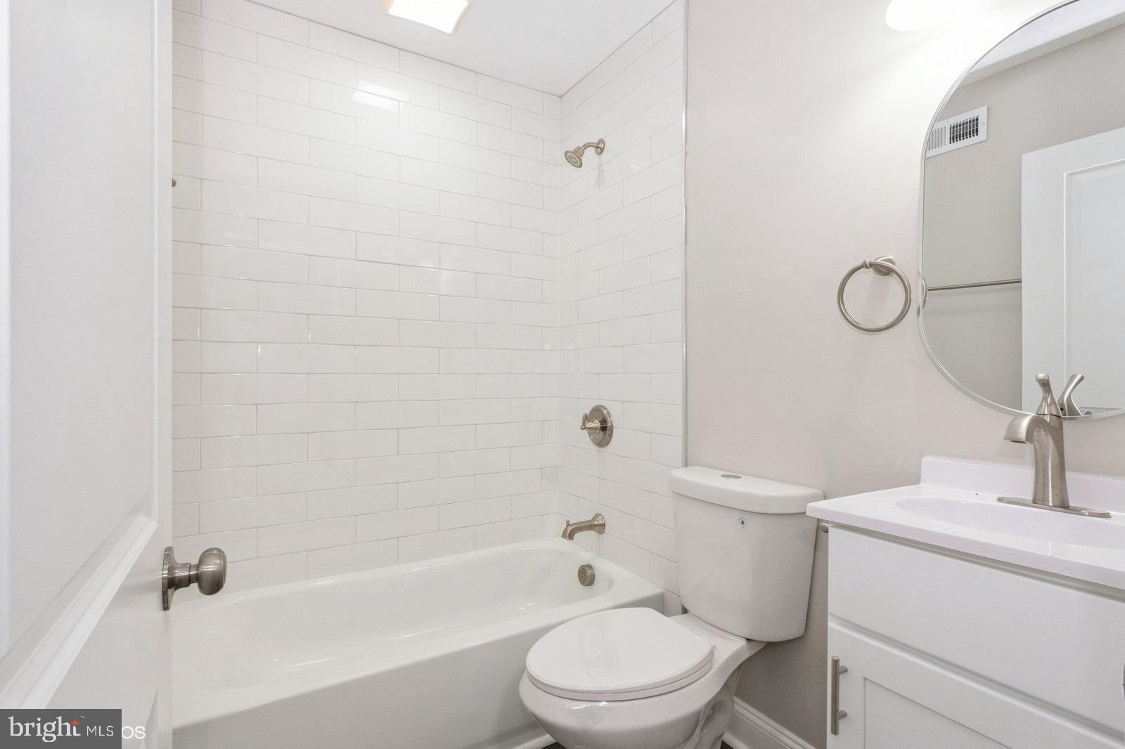 BRITTANY FARMS - Residential