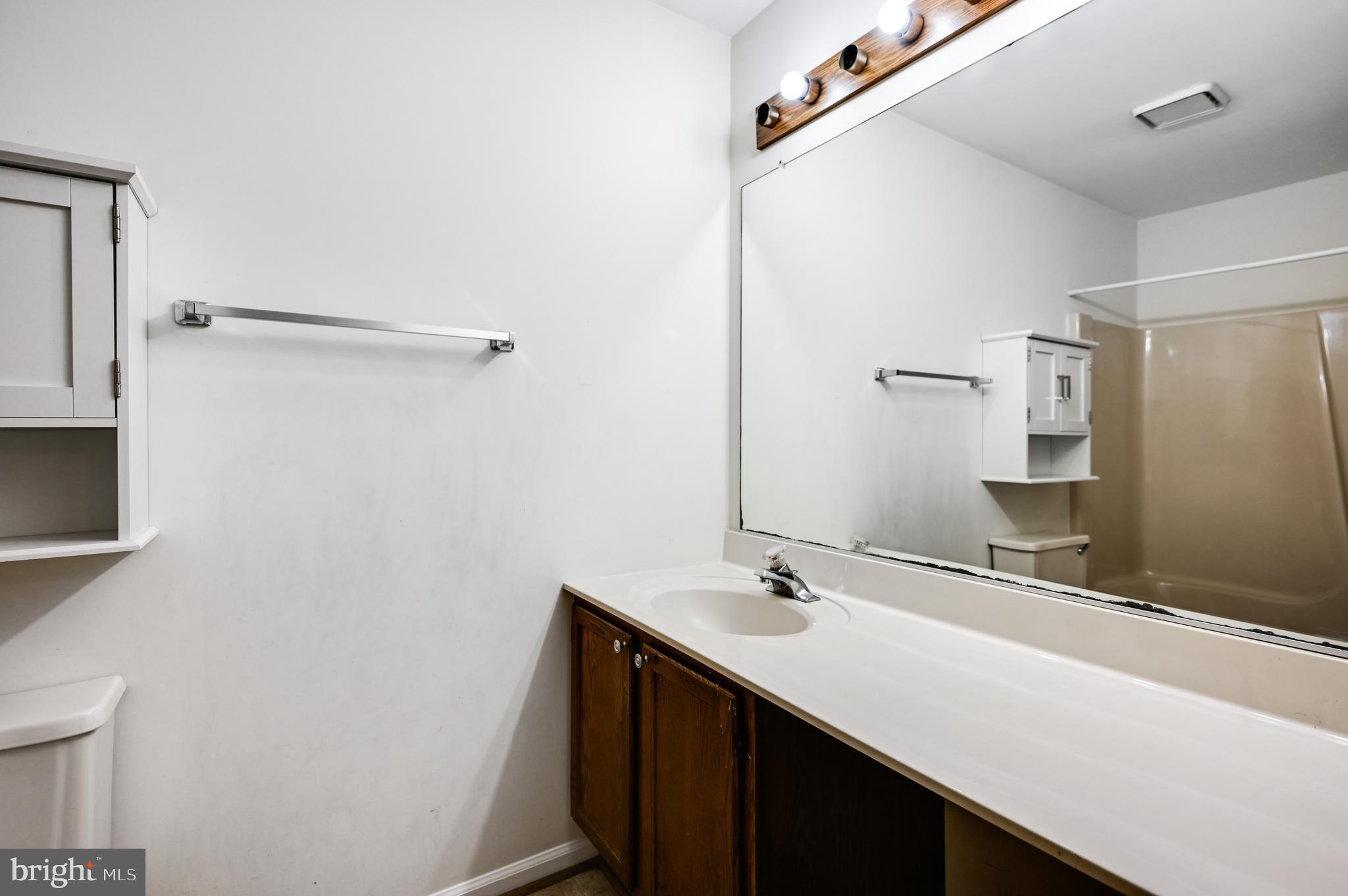 SALEM STATION - Residential