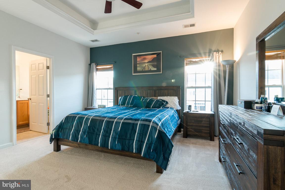 VILLAGES OF DORCHESTER - Residential Lease