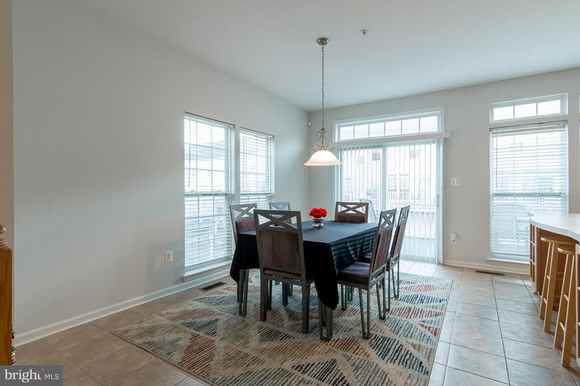 VILLAGES OF DORCHESTER - Residential Lease