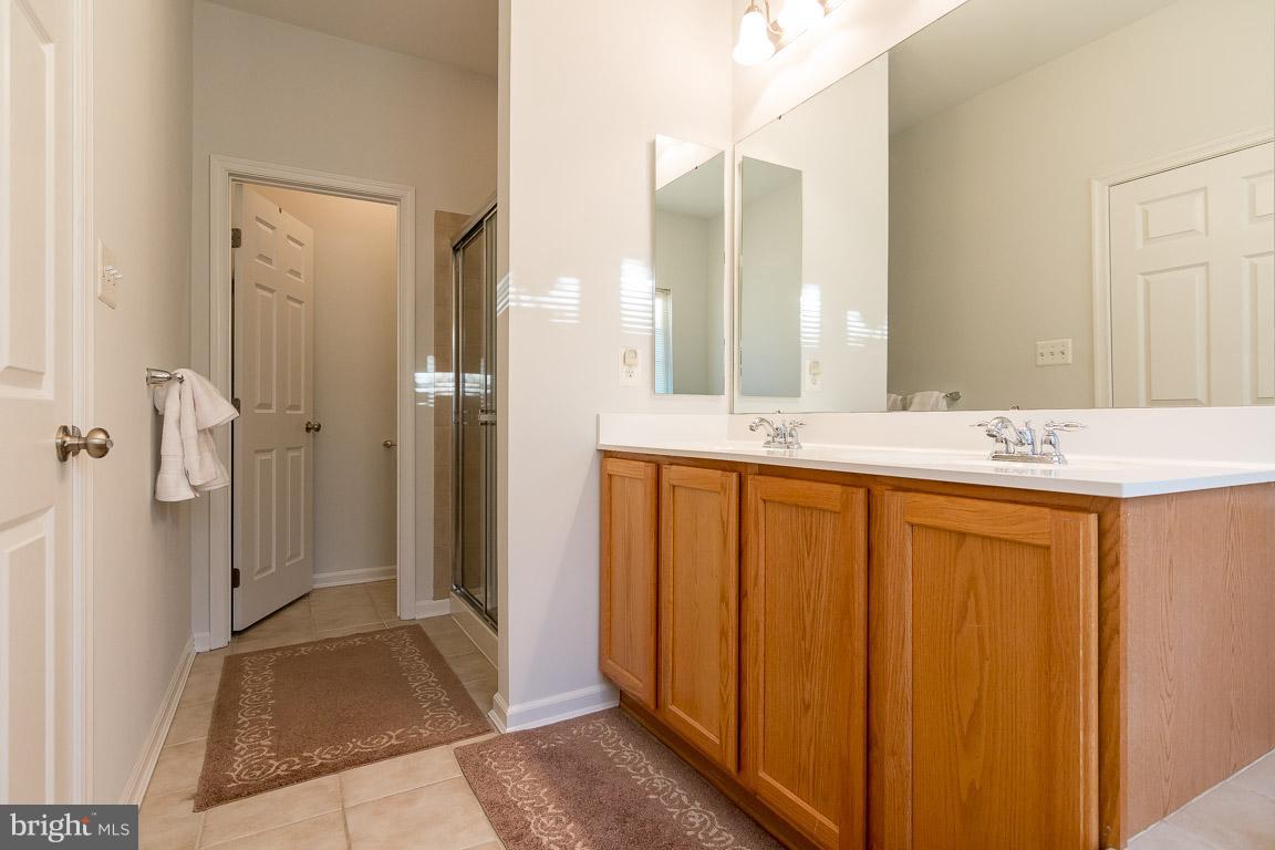 VILLAGES OF DORCHESTER - Residential Lease