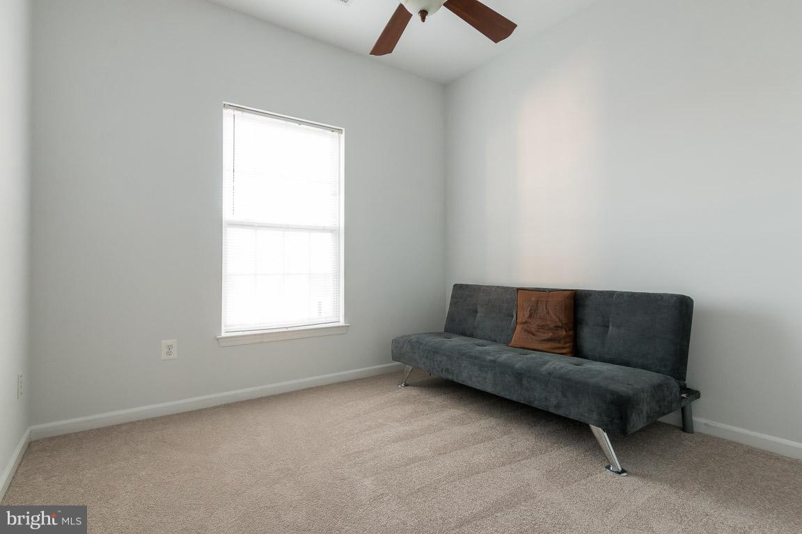 VILLAGES OF DORCHESTER - Residential Lease