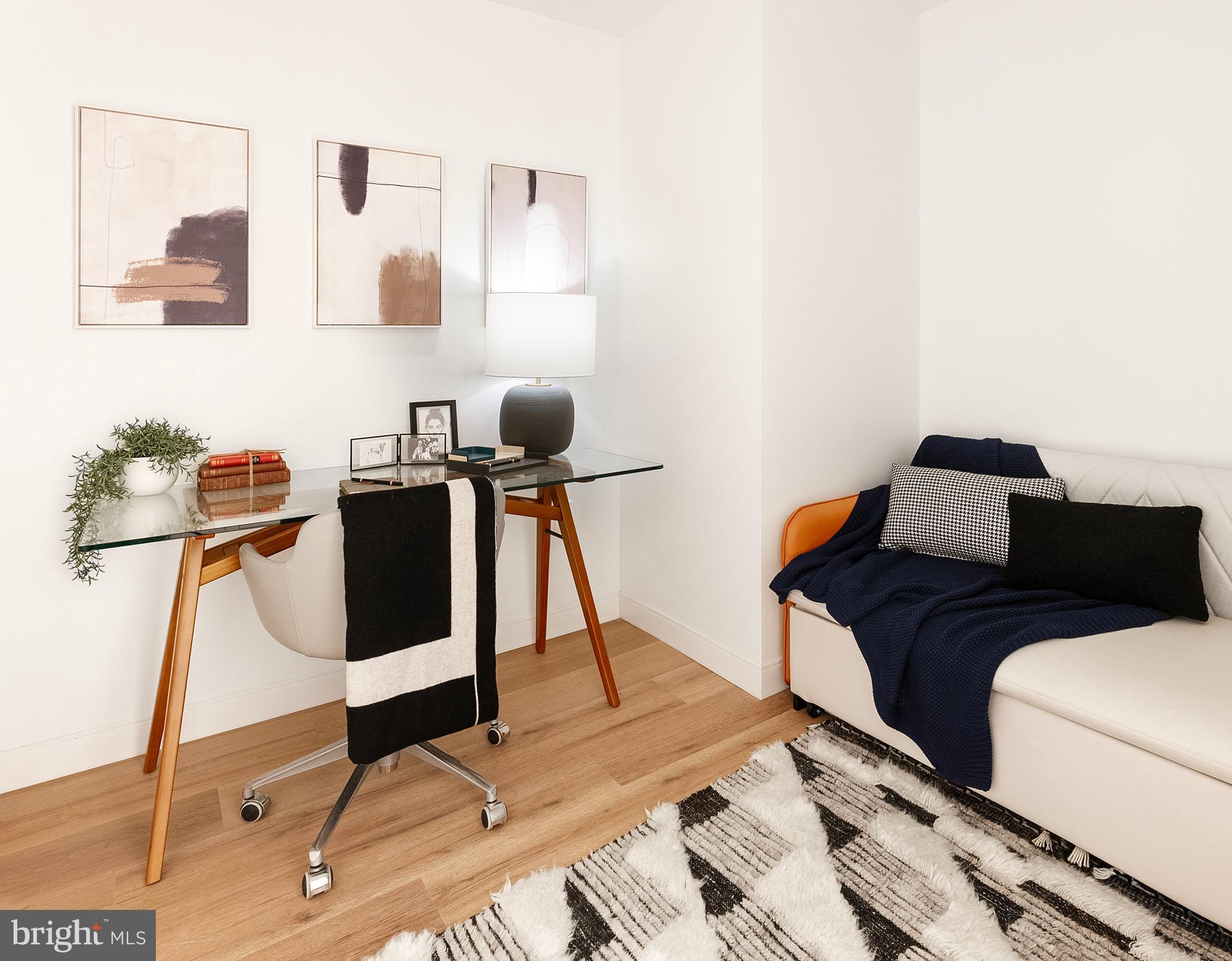 WASHINGTON SQ - Residential Lease