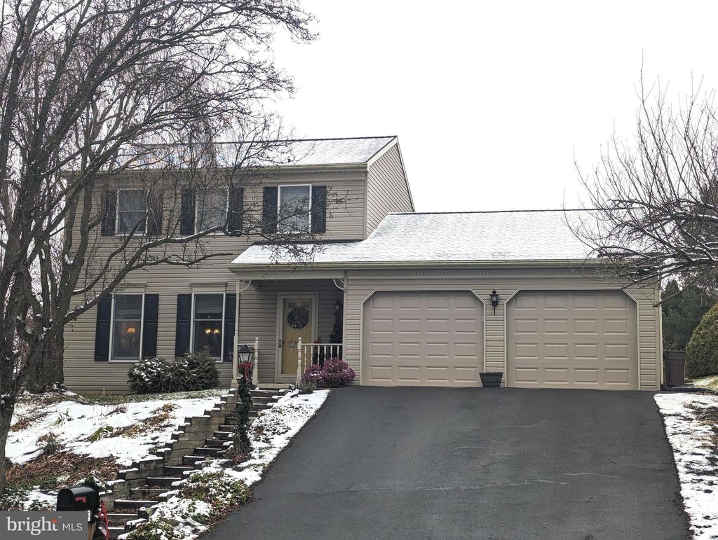 Photo of 145 Cliff Lane, Elizabethtown, PA 17022 (MLS # PALA2044624)
