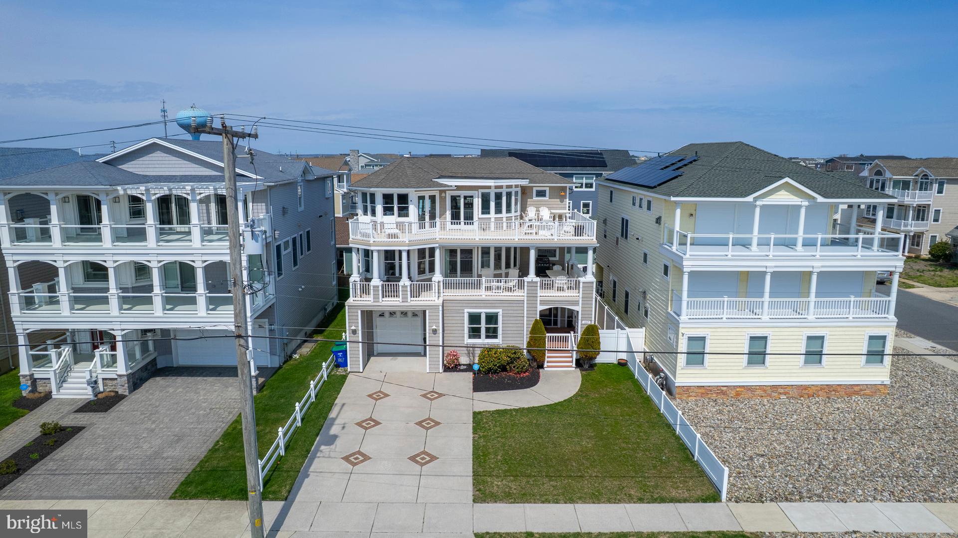 1107 OCEAN AVENUE
